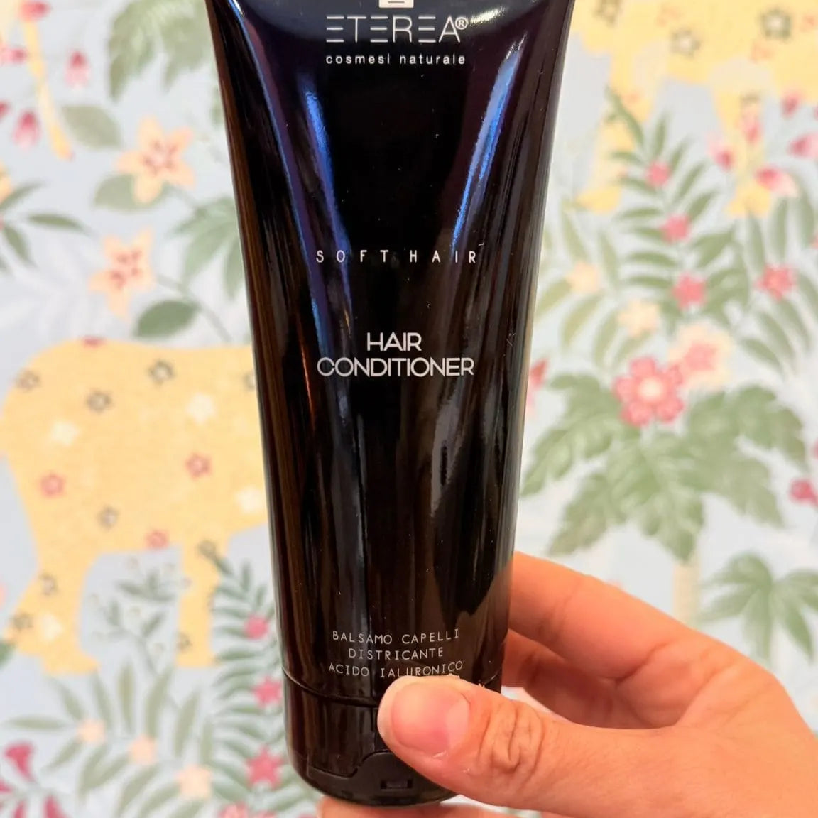 Soft-Hair-Conditioner-Balsamo-districante-con-acido-ialuronico_397ff831-051c-486b-9a80-740054031394.webp